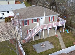 10 Point St, New Bedford, MA 02744