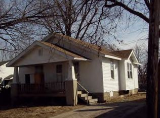 2124 N Charles St, Decatur, IL 62526