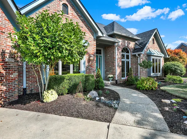 7600 Fieldstone Ct, Greenfield, IN 46140