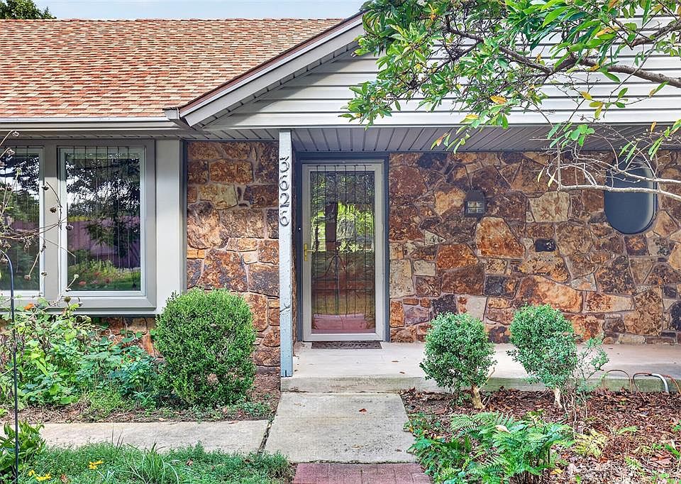 1st image of 3626 Santa Fe Dr