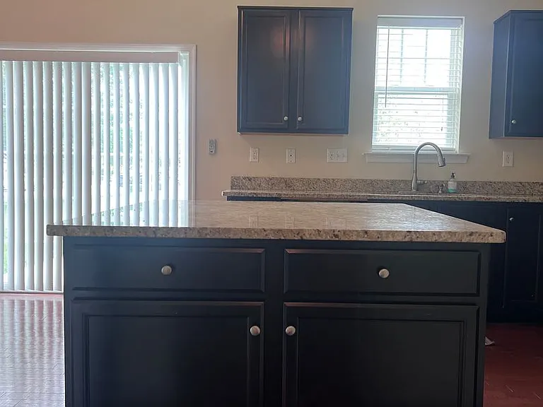 13 Hampshire Glen Pkwy — Photo 11