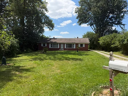 124 S Glenwood Ave W #A Photo 1