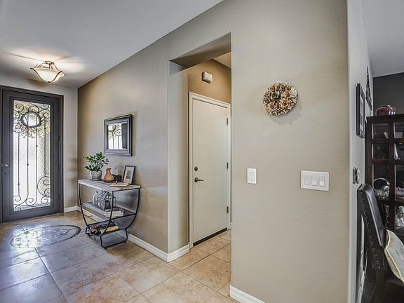 3rd image of 2688 E Lodgepole Dr