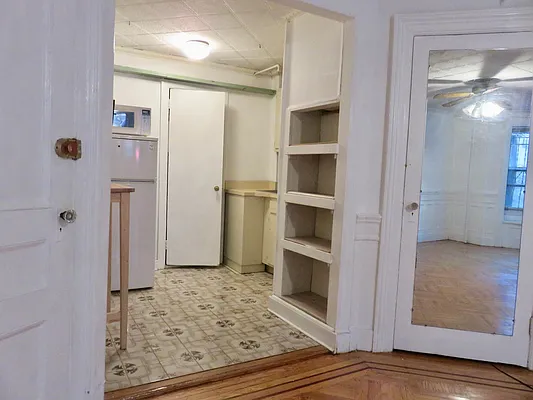 Rented by Space Real Estate | media 14