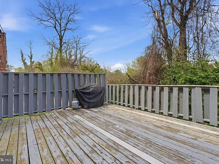 3953 Lankenau Ave #B — Photo 12