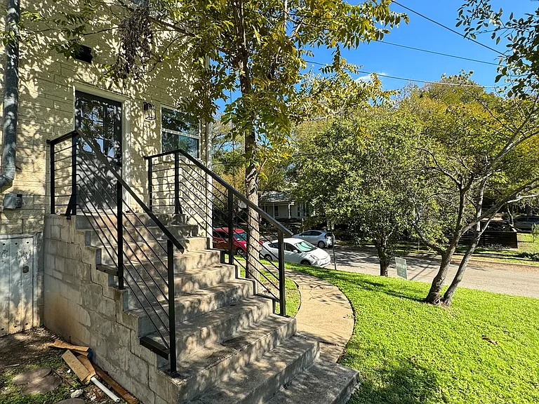 3300 Tom Green St #1 — Photo 9