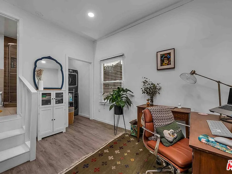 9859 Easton Dr — Photo 20
