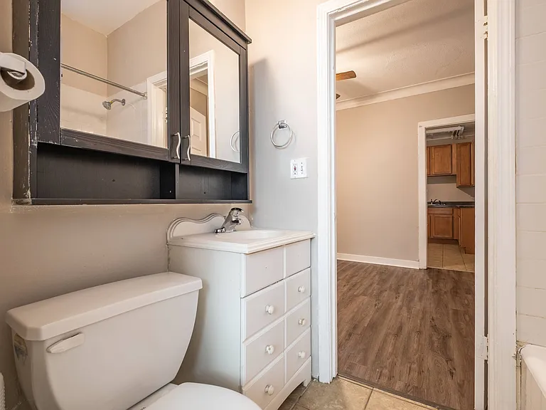 4706 N Beacon — Photo 13