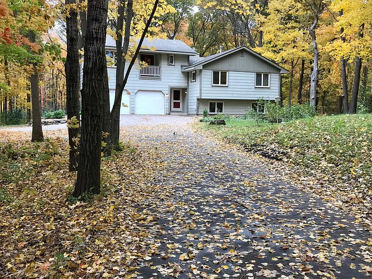 3755 Bunker Lake Blvd NE — Photo 23