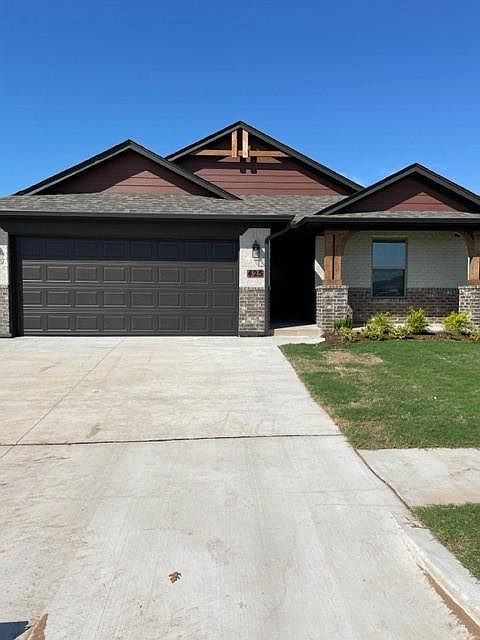 1st image of 425 Nest Dr