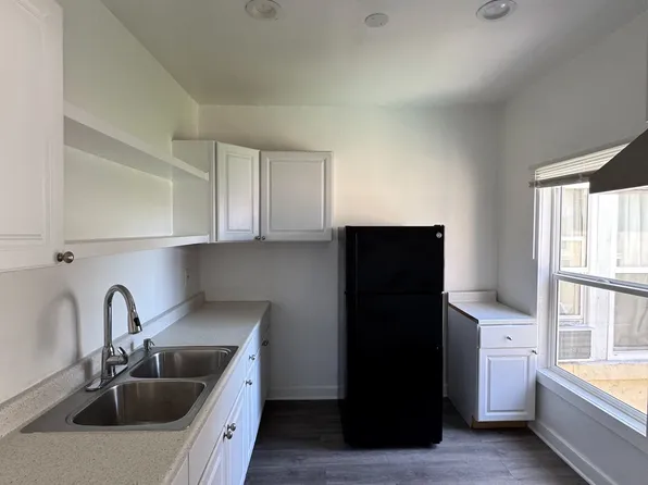 100 N. Kenmore Ave, 100 N Kenmore Ave APT 207, Los Angeles, CA 90004