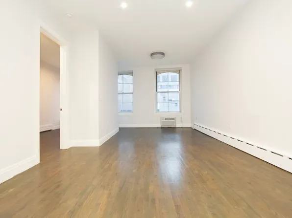 45 Beekman Street image 2 of 10