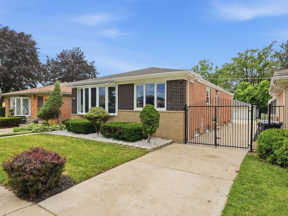 2nd image of 1056 W 107th Pl
