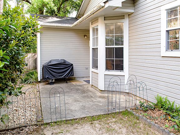 5th image of 6308 Burnham Wood Pl