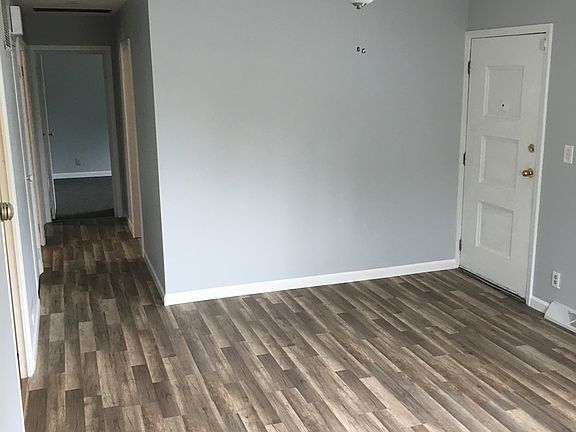 4th image of 1300 N Berwick Blvd