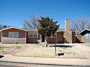 410 SW 9th St, Andrews, TX 79714