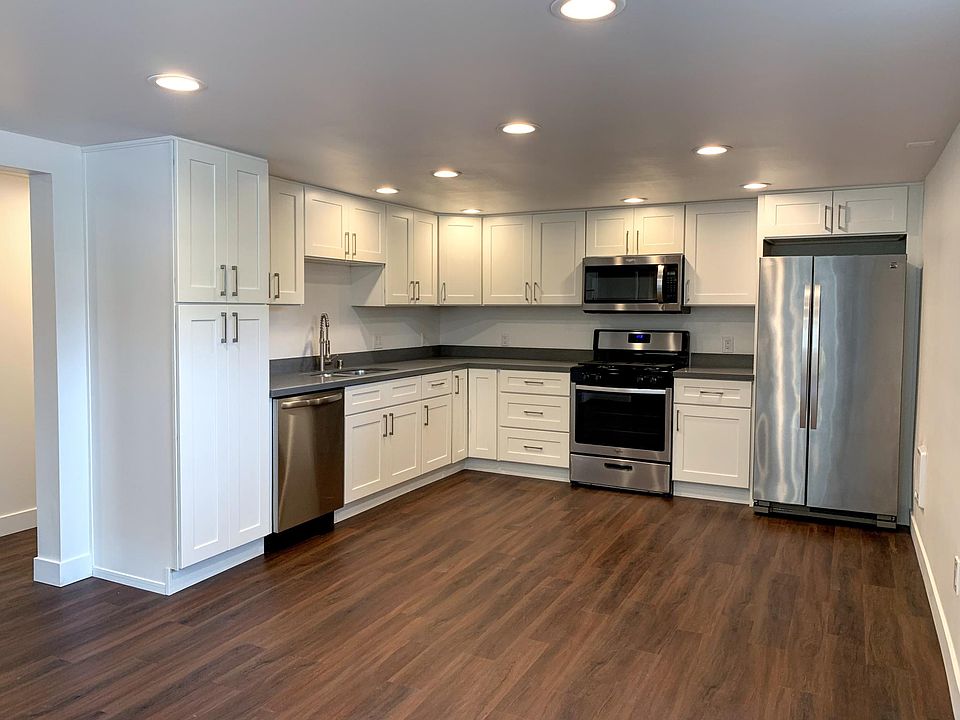1st image of 6809 44th Ave S #B