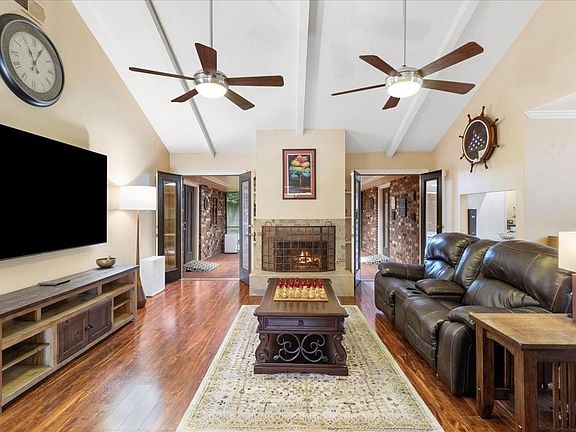 5th image of 9504 Alhambra Ct