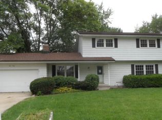 140 Jade Ct, Sun Prairie, WI 53590