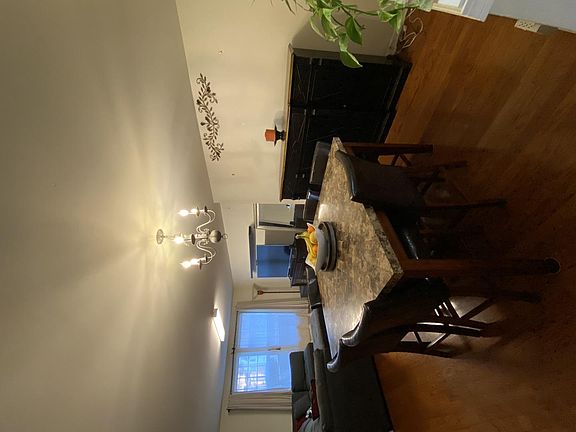 4th image of 116 Blackhawk Ct Unit 7
