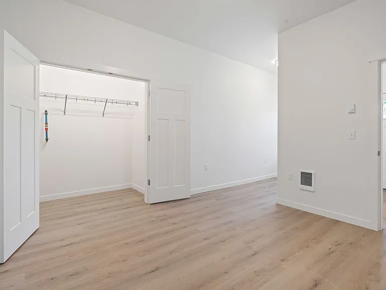 4000 Dewey Rd — Photo 18