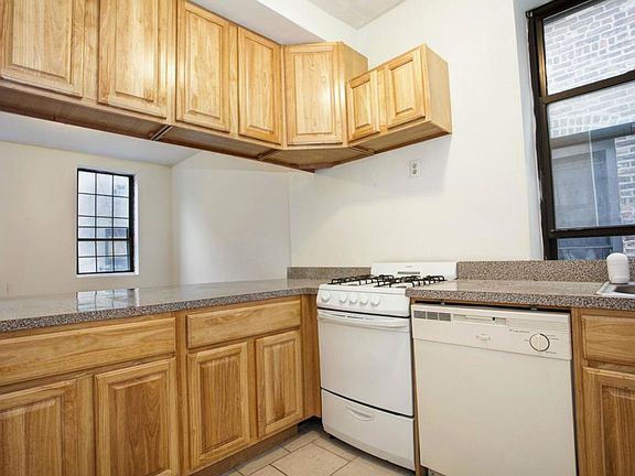5th image of 208 W 88th St APT 4R