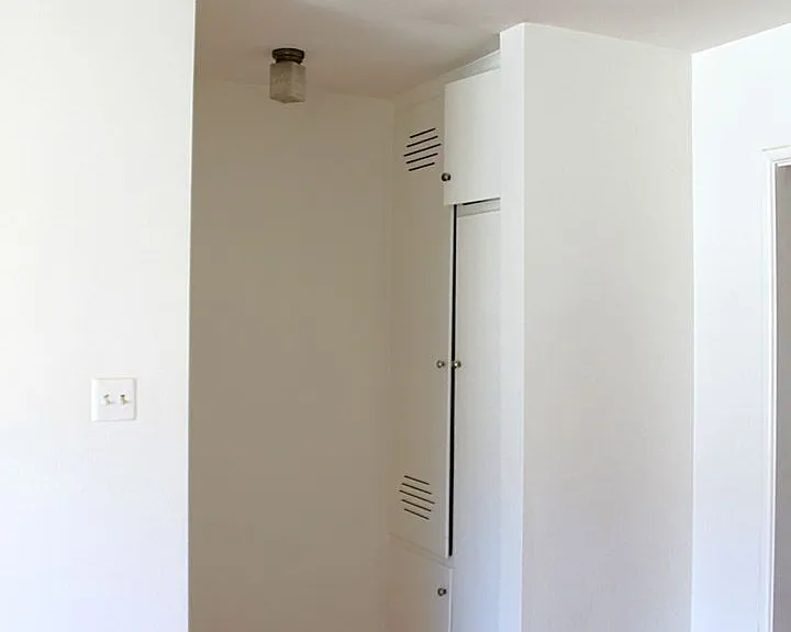 7624 Norton Ave — Photo 4
