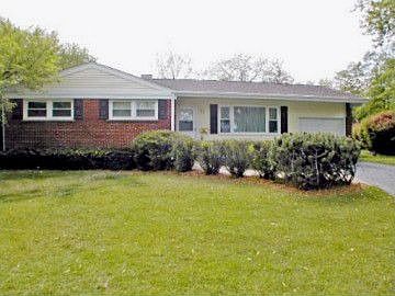 2nd image of 1524 N Fernandez Pl