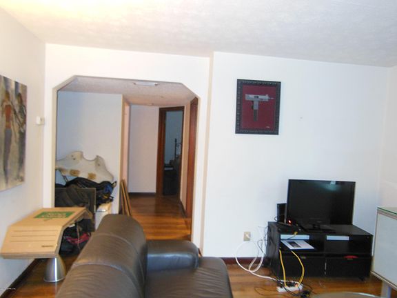 3rd image of 2658 GALE Court