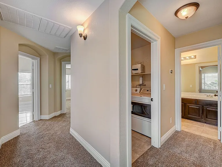 8365 Teton Crest Pl — Photo 35