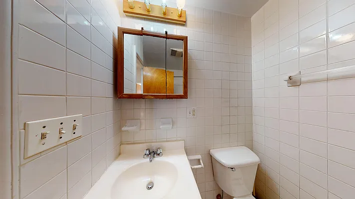 Rented by Bond New York | media 20