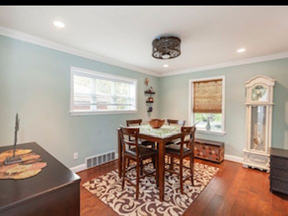 4th image of 3616 Holt Ave