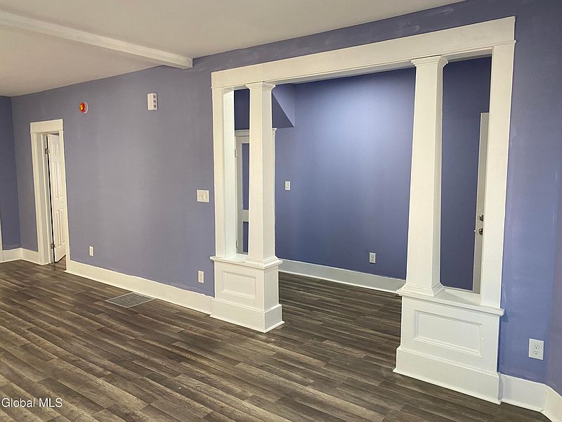 5th image of 1027 2nd Avenue