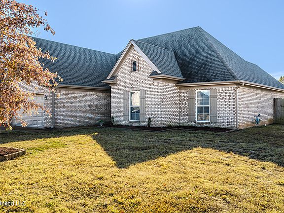 2nd image of 3191 Greenhouse Dr