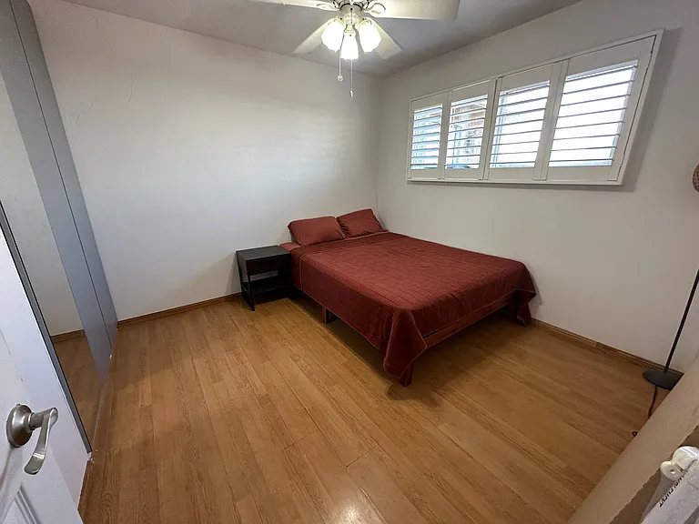 5022 Mount Etna Dr — Photo 12