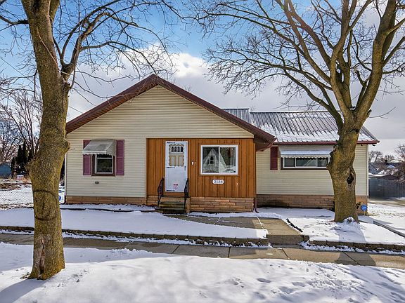 3rd image of 2138 E Whittemore Ave