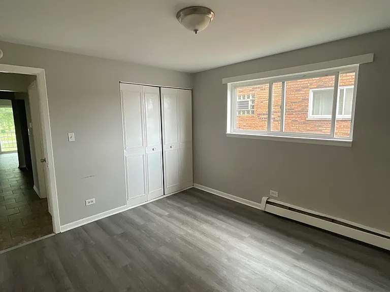 649 Jeffery Ave #2N — Photo 8