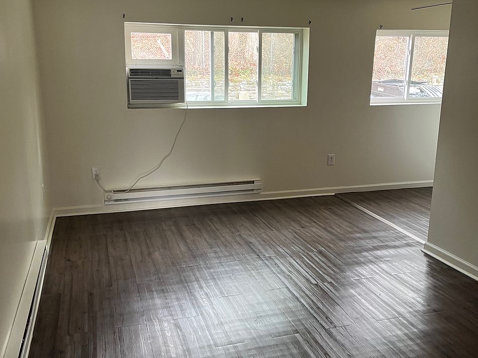 1st image of 726 E Mitchell Ave #5