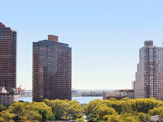 Sold by Town Residential | media 4