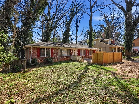 2nd image of 1548 Sylvan Rd SW