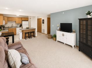 875 Bahls Dr APT 107, Hastings, MN 55033