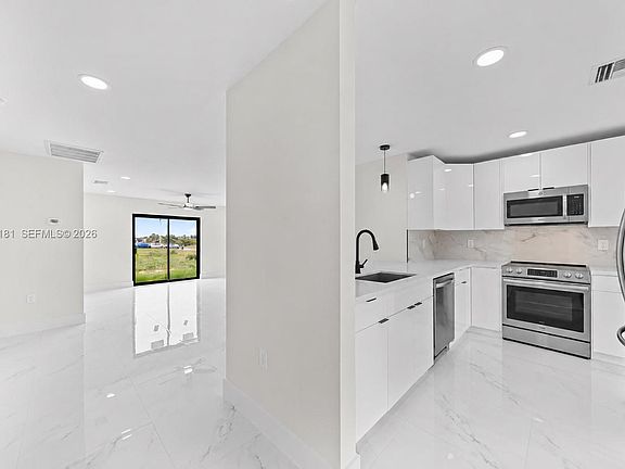 5th image of 2501 E 15th St