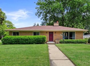 1805 Ridge Dr, Racine, WI 53406