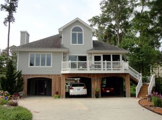 930 Lake View Dr, Bethany Beach, DE 19930