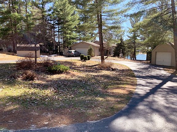 5th image of 412 Gitchegumee Dr