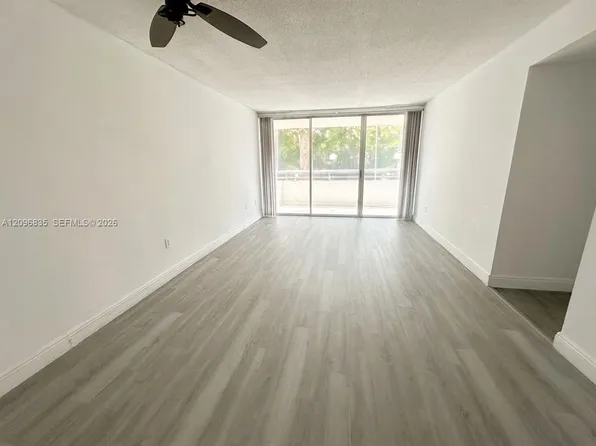 1080 94th St APT 103, Bay Harbor Islands, FL 33154