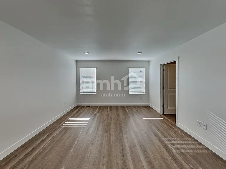 4808 85th Dr NE — Photo 10