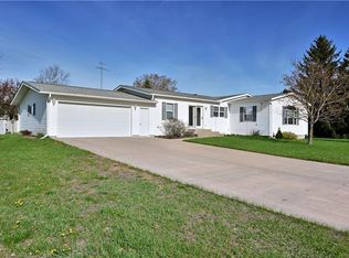 1301 Pine Dr, Spooner, WI 54801