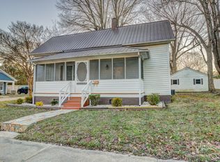 210 S Pink St, Cherryville, NC 28021
