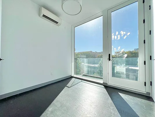 Rented by Doorway NYC, LLC | media 24